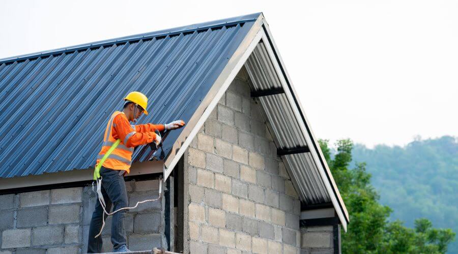 Professional Flat Roofing Installation in Salisbury, MO